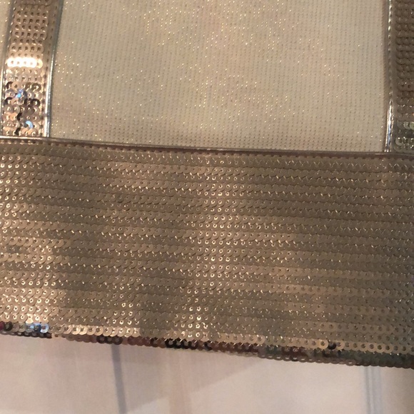 Victoria’s Secret tote - Picture 3 of 3